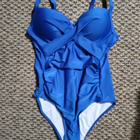 Shien - Picture 2 of 3